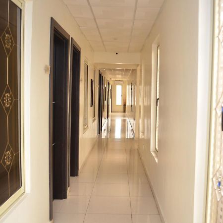 De Rigg Place - Alaka Estate, Surulere Lagos Exteriör bild
