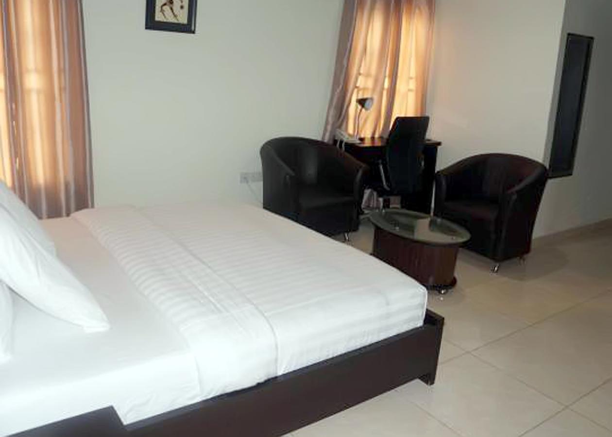 De Rigg Place - Alaka Estate, Surulere Lagos Exteriör bild