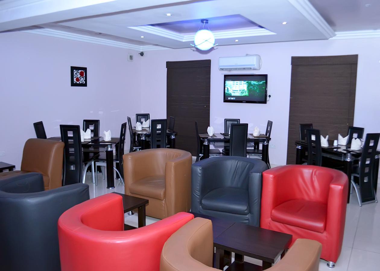 De Rigg Place - Alaka Estate, Surulere Lagos Exteriör bild